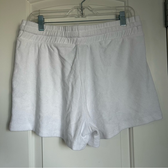 DKNY Sport Women’s Terry Cloth White Shorts NWOT - Size M - Picture 5 of 8